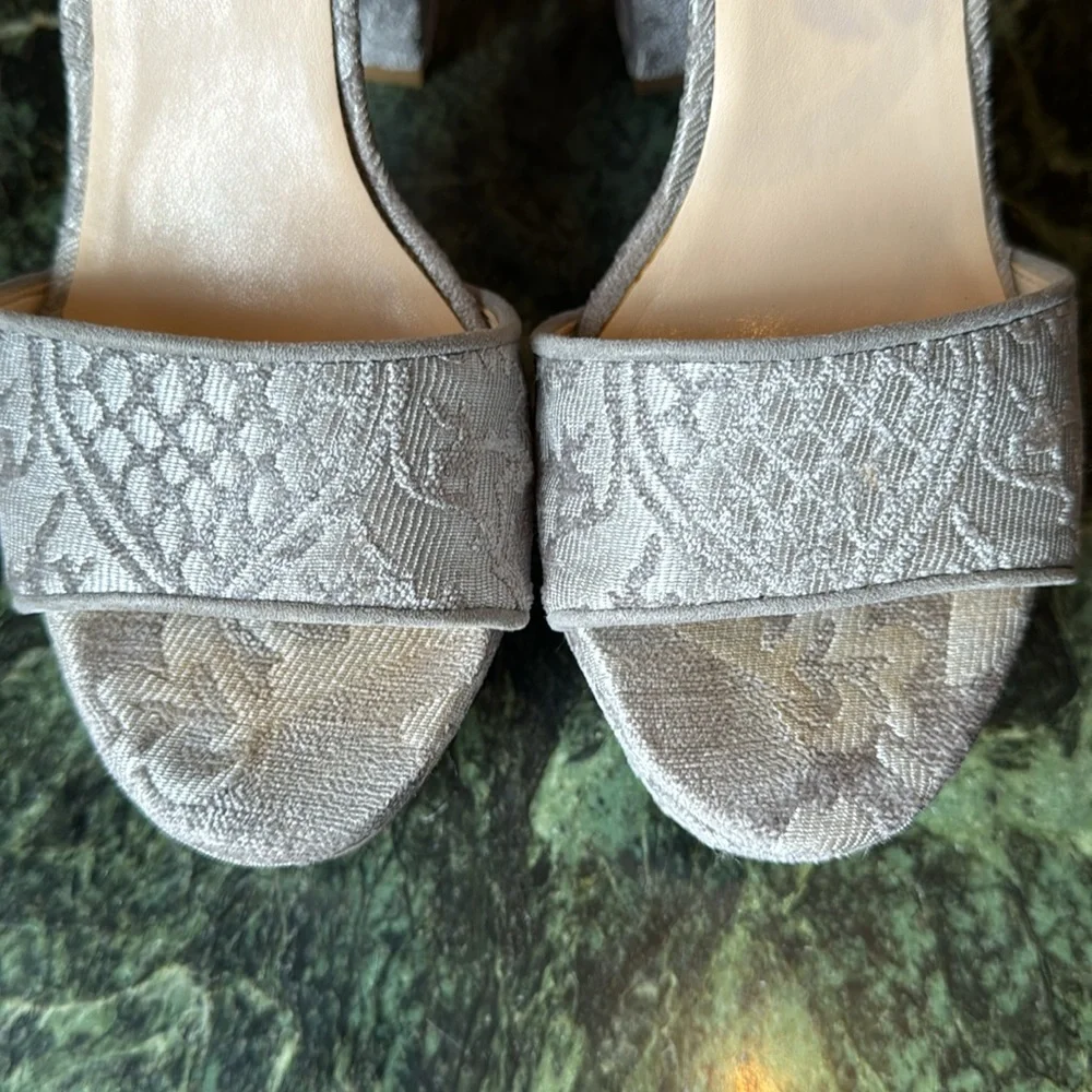 Nine West grey/silver platform tapestry sandals. Comfortable! 8.5 NW7CARNATION - Picture 7 of 10